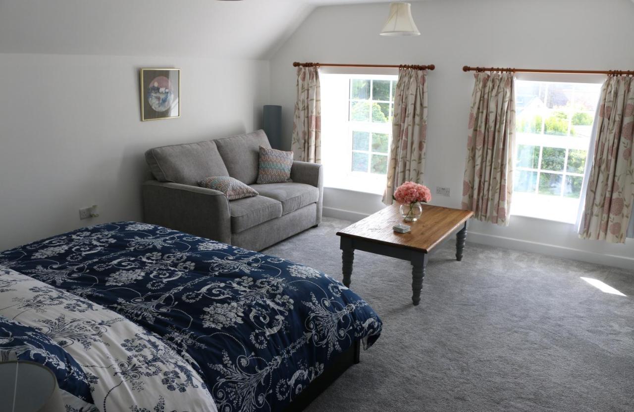 Ty Nant Little Haven Bed & Breakfast Exterior foto
