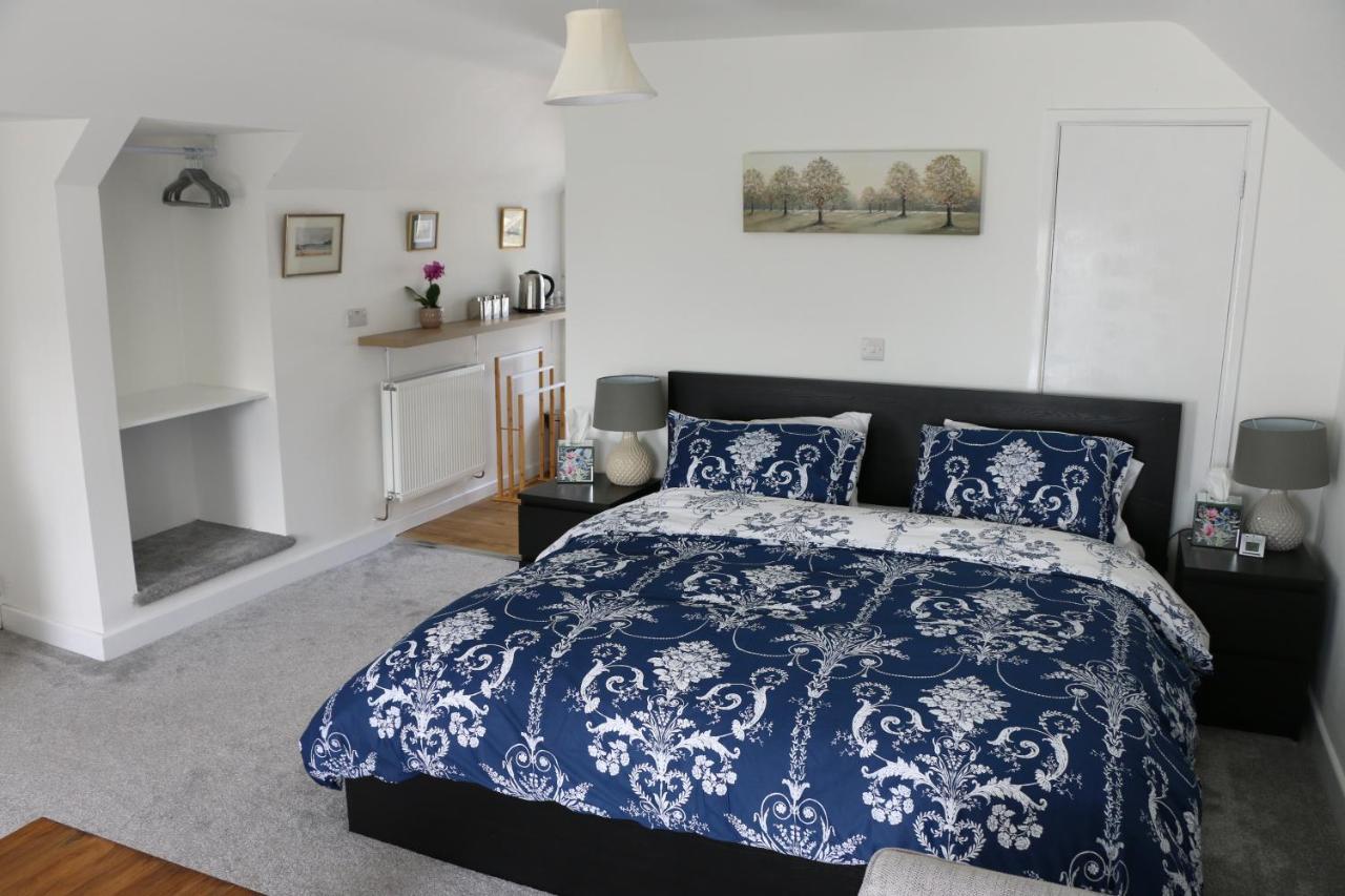 Ty Nant Little Haven Bed & Breakfast Exterior foto